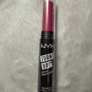 NYX Turnt Up Lipstick - Bold Pink
